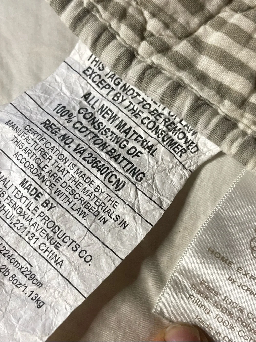 Heavy! JCPENNY. Quilt 86”x84” in bl/gray, gold, tan, & cream. 100% Cotton
